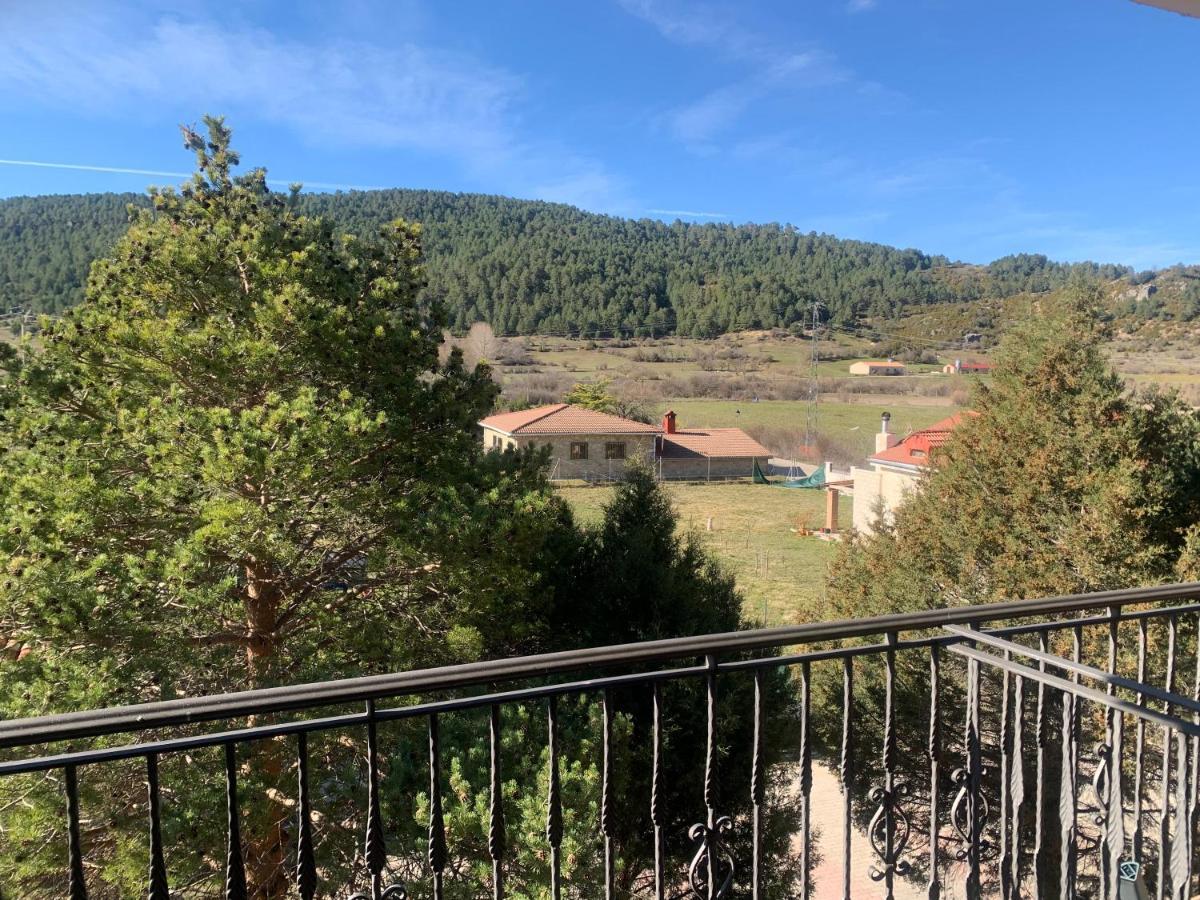 Hotel Restaurante Rio Cuervo Vega del Cadorno Zewnętrze zdjęcie