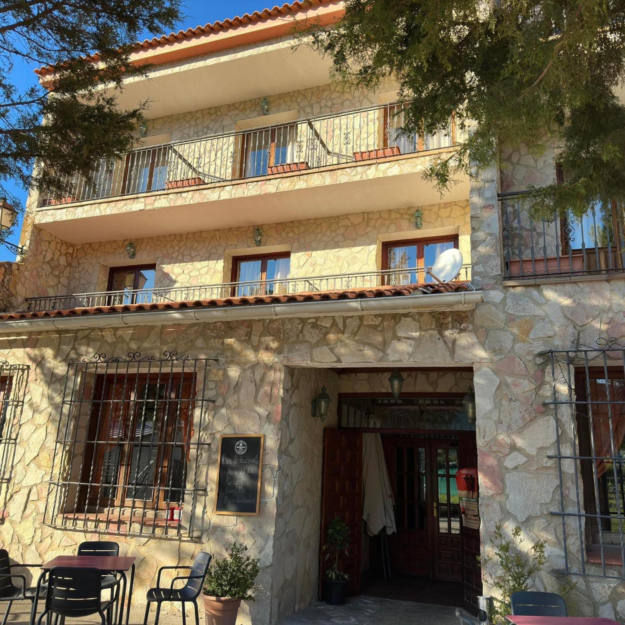 Hotel Restaurante Rio Cuervo Vega del Cadorno Zewnętrze zdjęcie
