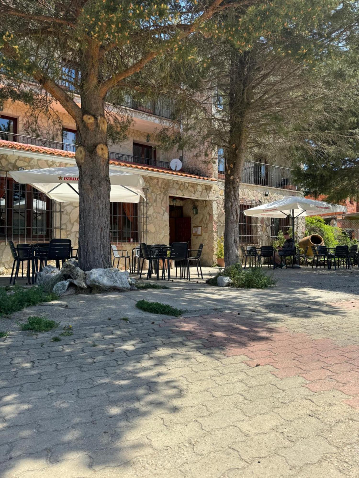 Hotel Restaurante Rio Cuervo Vega del Cadorno Zewnętrze zdjęcie
