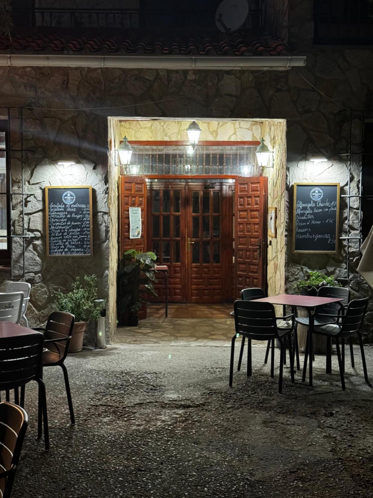 Hotel Restaurante Rio Cuervo Vega del Cadorno Zewnętrze zdjęcie