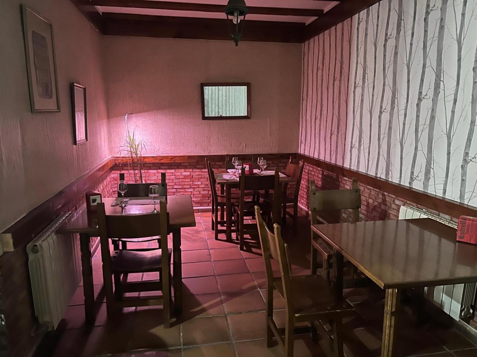 Hotel Restaurante Rio Cuervo Vega del Cadorno Zewnętrze zdjęcie